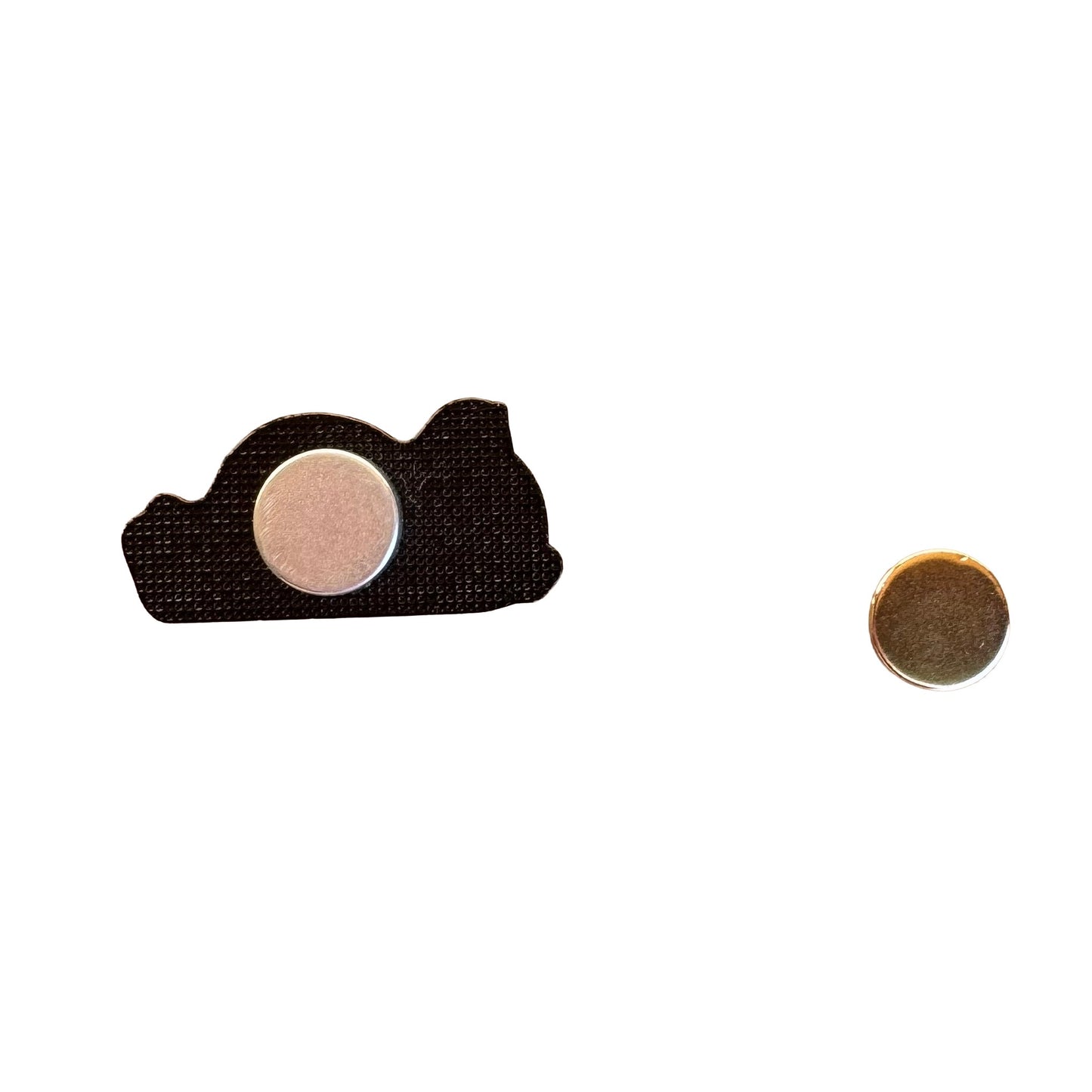 Polar Bear Enamel Needle Minder