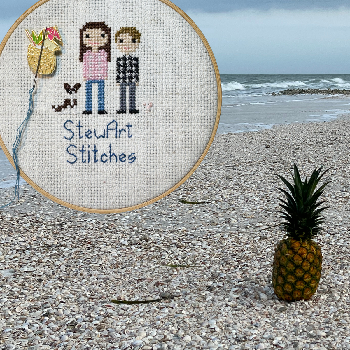 Colorful pineapple colada cocktail enamel needle minder with strong magnet, perfect for holding needles while cross stitching, embroidery, quilting, needlepoint or sewing. Fun drink themed needle holder for stitchers.