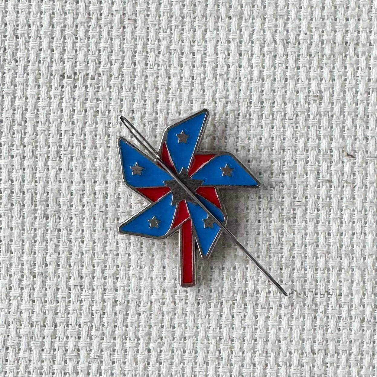 American Flag Magnetic Enamel Needle Minder