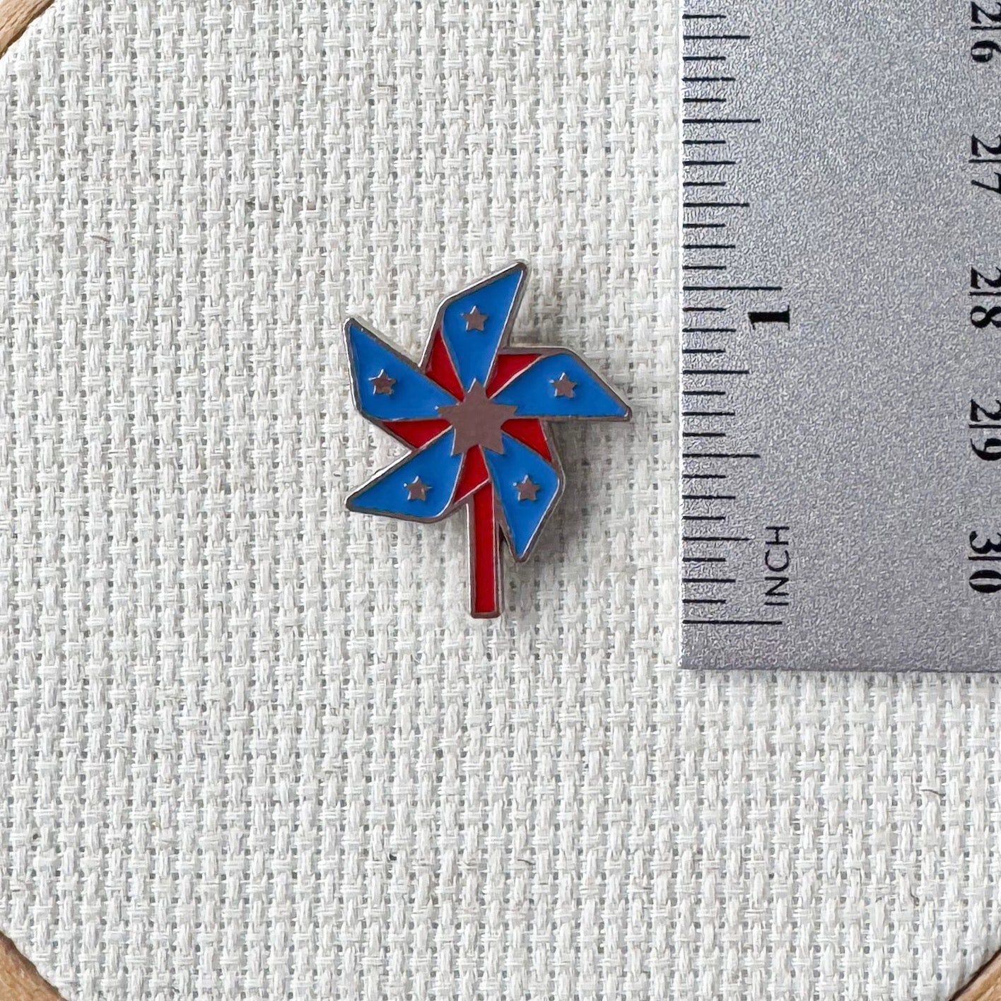 American Flag Magnetic Enamel Needle Minders