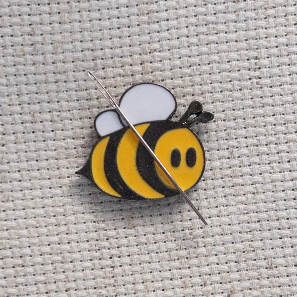 Bee Enamel Needle Minder