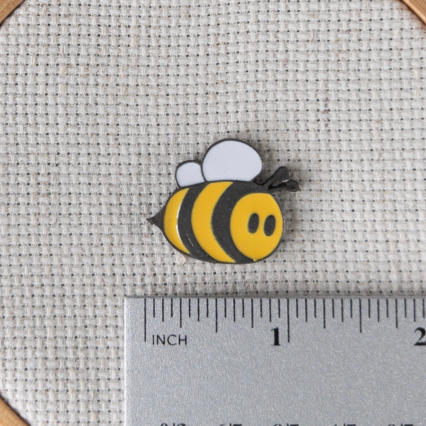 Bee Enamel Needle Minder