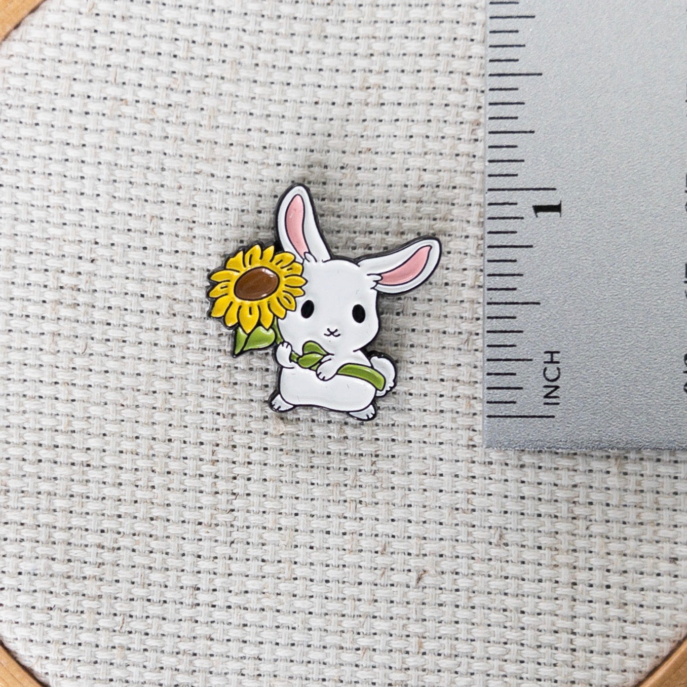 Bunny Rabbit With Sunflower Enamel Needle Minder