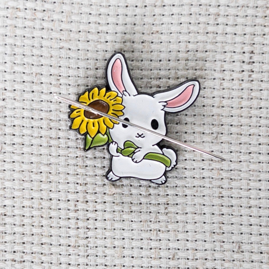 Bunny Rabbit With Sunflower Enamel Needle Minder