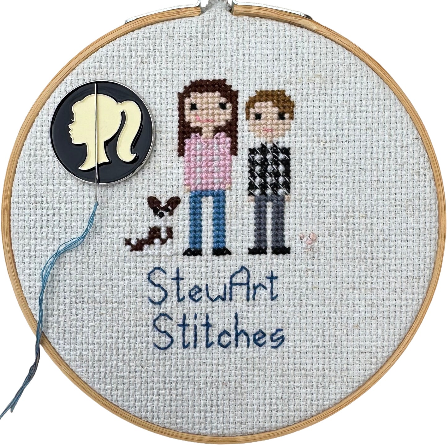 Cameo Black Needle Minder