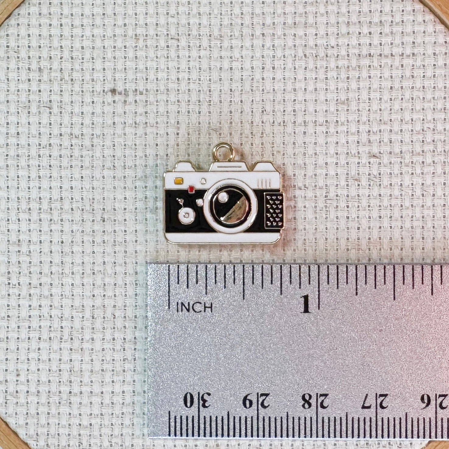 Camera magnetic needle minder – travel themed enamel accessory for cross stitch, embroidery, and needlepoint – fun stitching gift for travelers and adventure lovers.