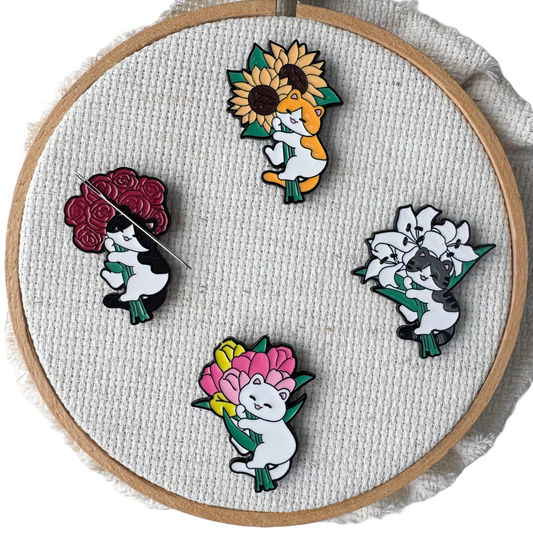 Cat Magnetic Enamel Needle Minder