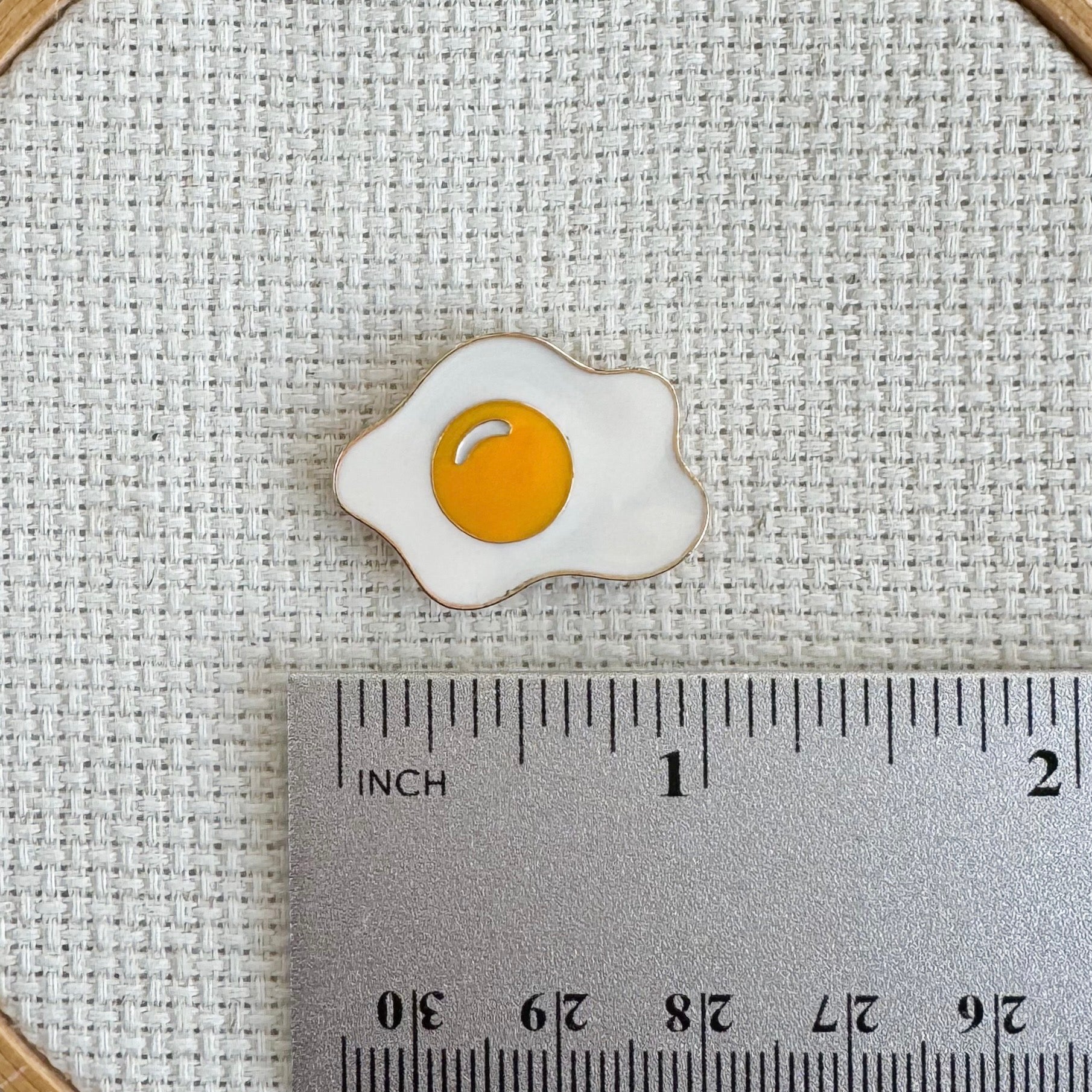 Fried Egg Magnetic Enamel Needle Minder