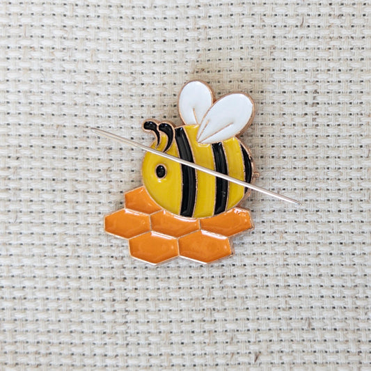 Honey Bee Magnetic Enamel Needle Minder