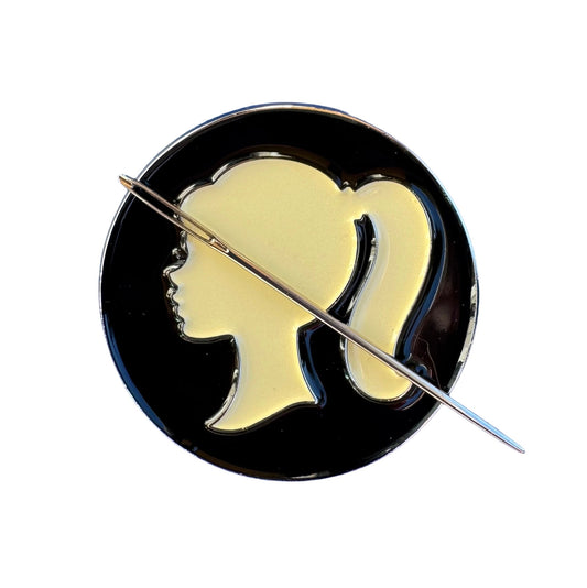 Cameo Black Needle Minder