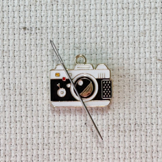 Camera Enamel Needle Minder