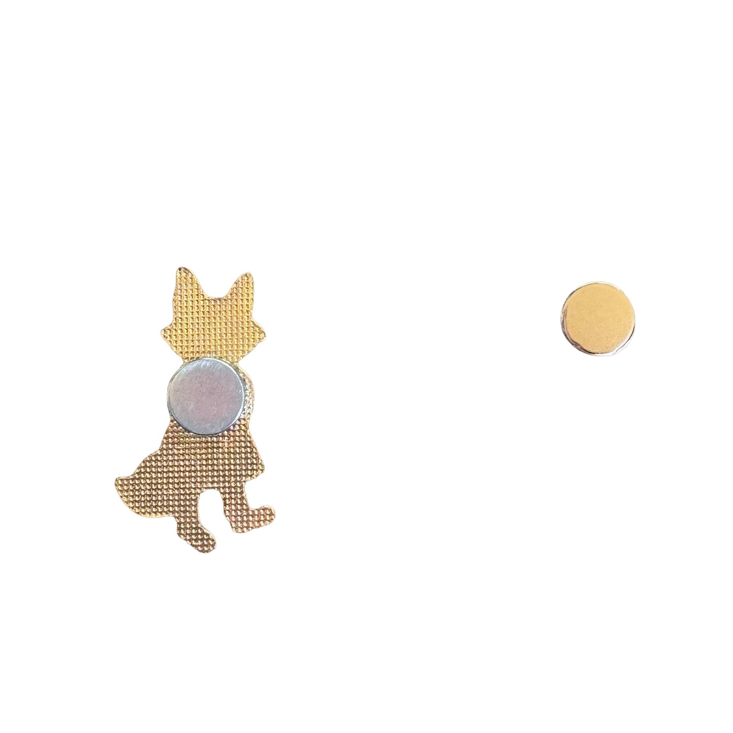 Lady Fox Enamel Needle Minder