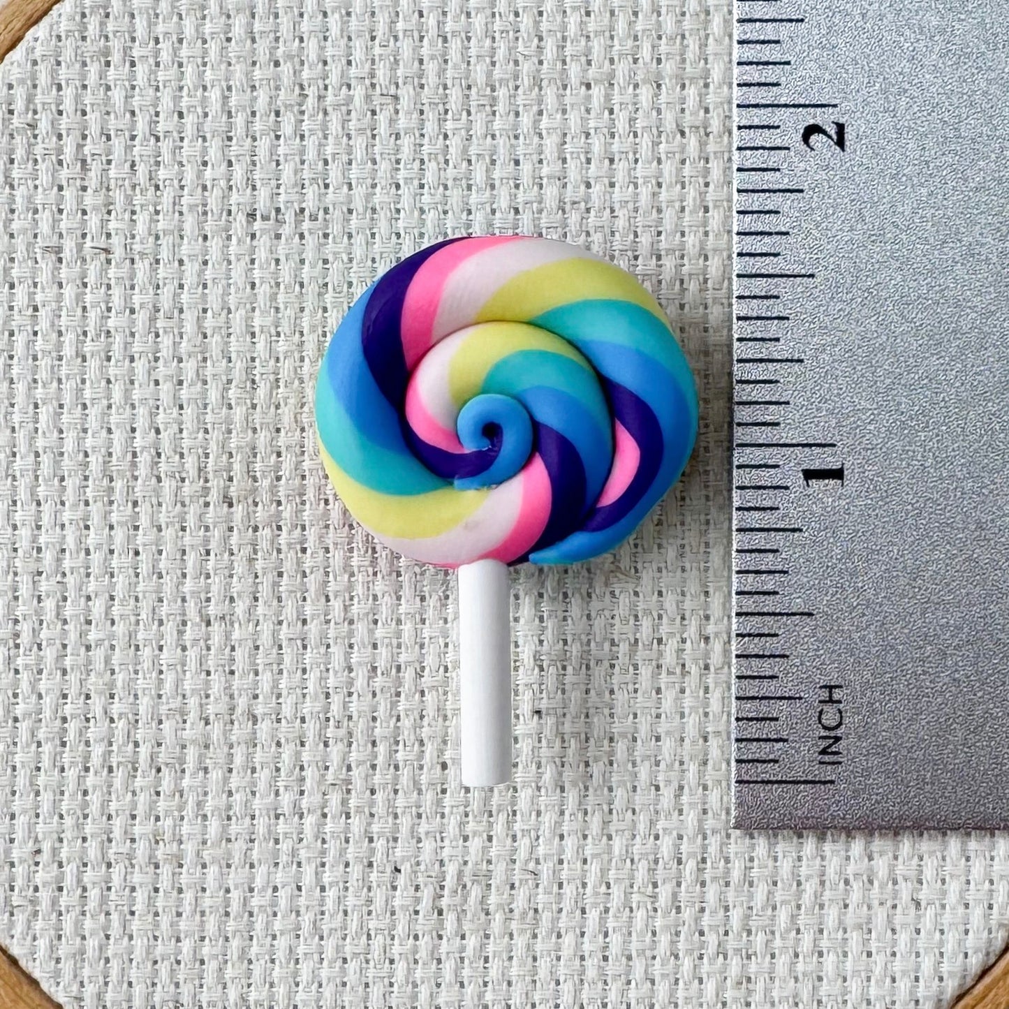Lollipop Needle Minder