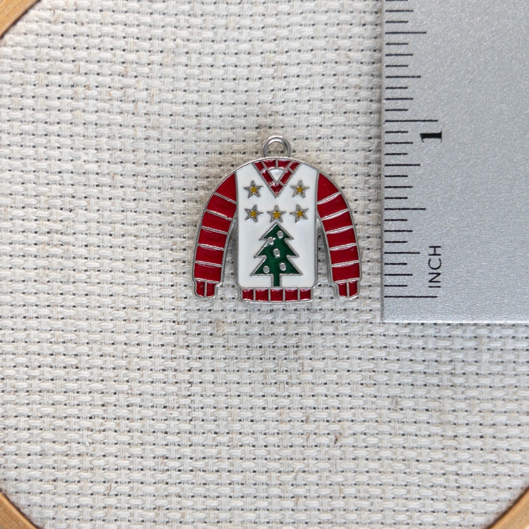 Pine Tree Sweater Enamel Needle Minder