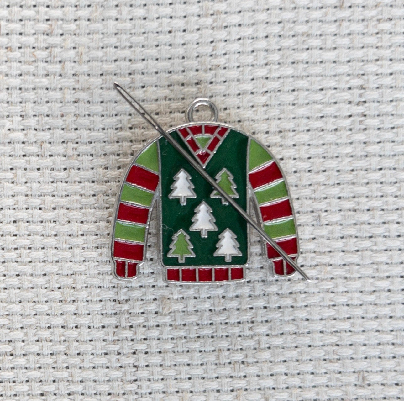 Pine Tree Sweater Enamel Needle Minder