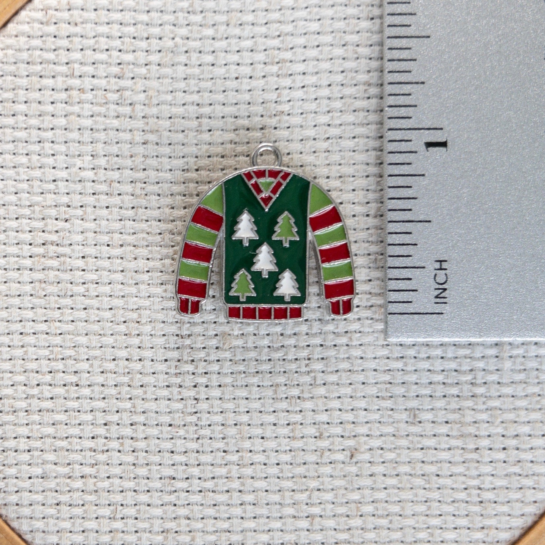 Pine Tree Sweater Enamel Needle Minder