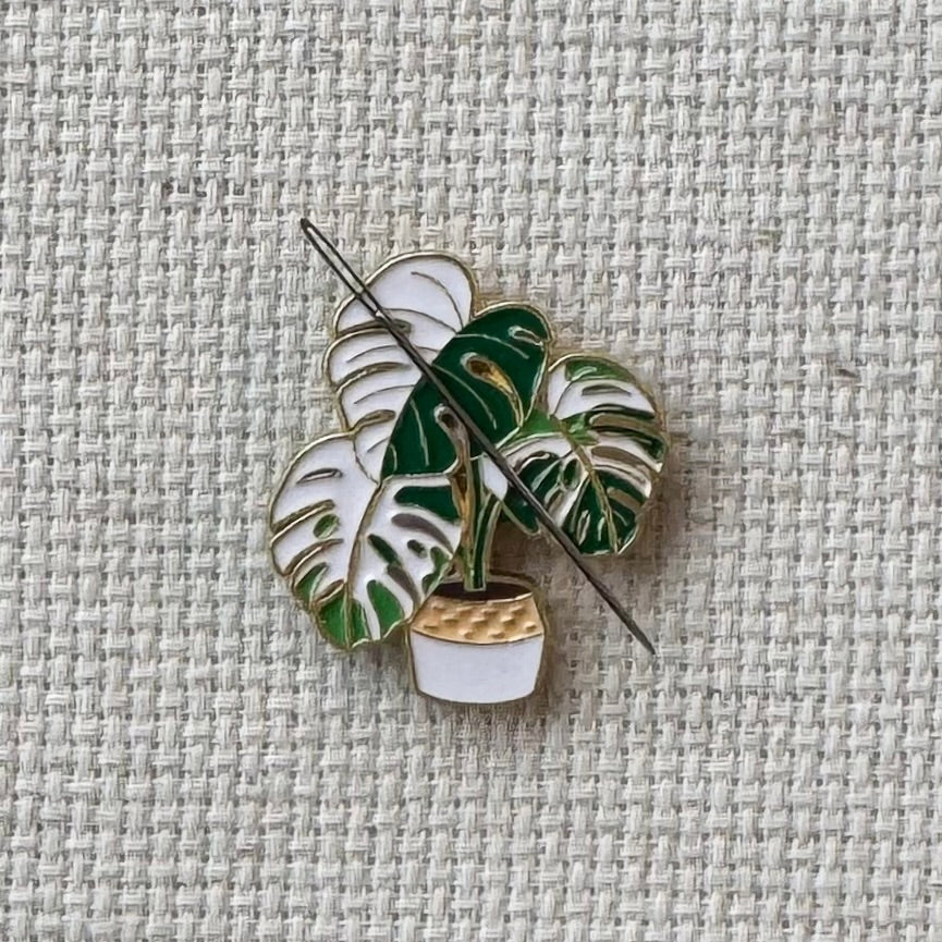 Potted House Plant Enamel Needle Minder