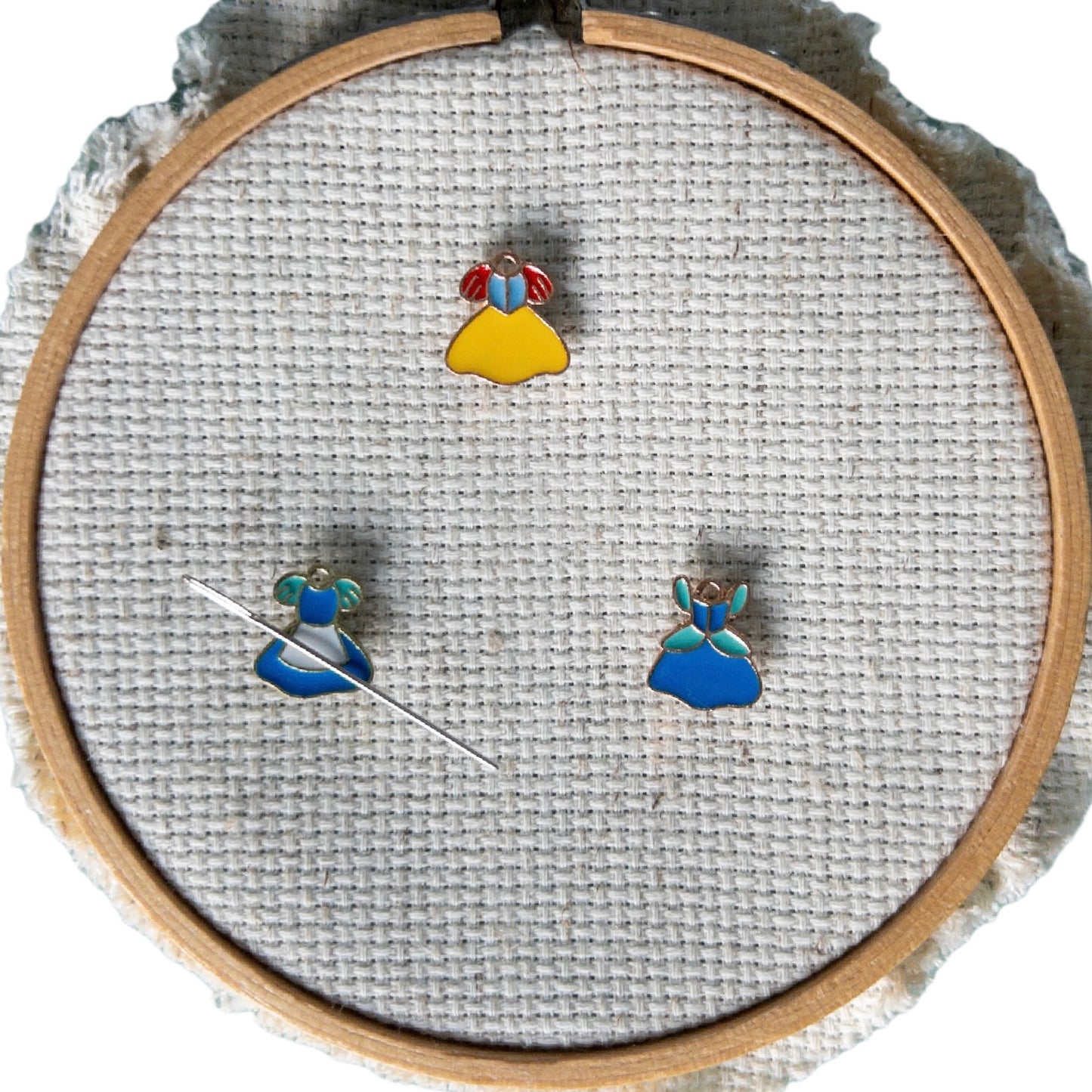 Set of 3 Princess Dresses enamel magnetic needle minders