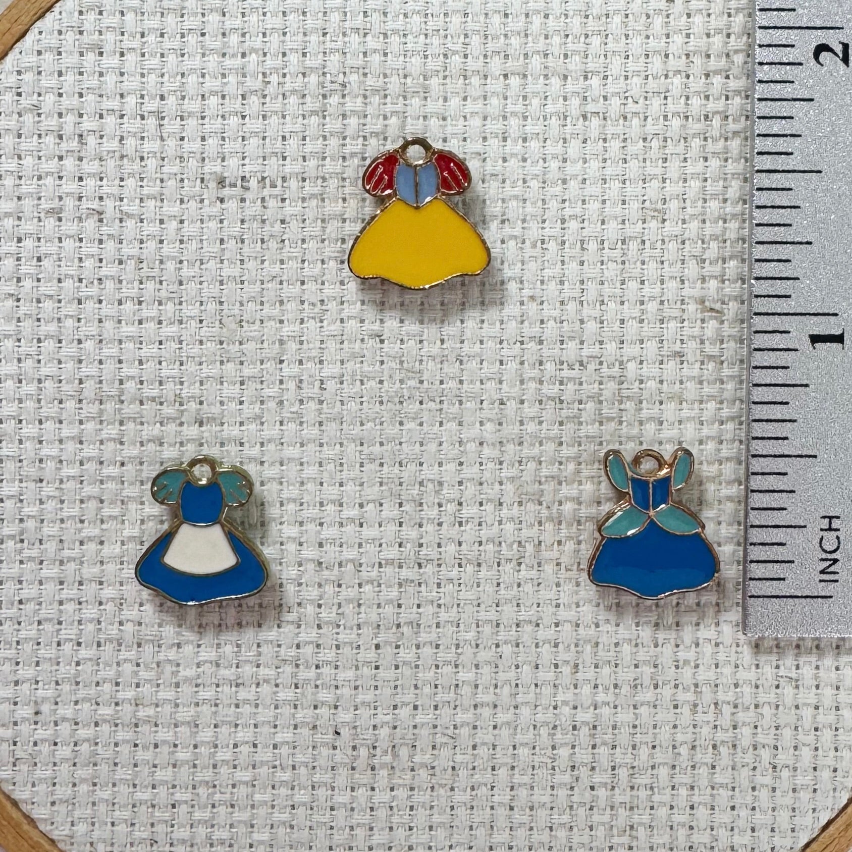 Set of 3 Princess Dresses enamel magnetic needle minders