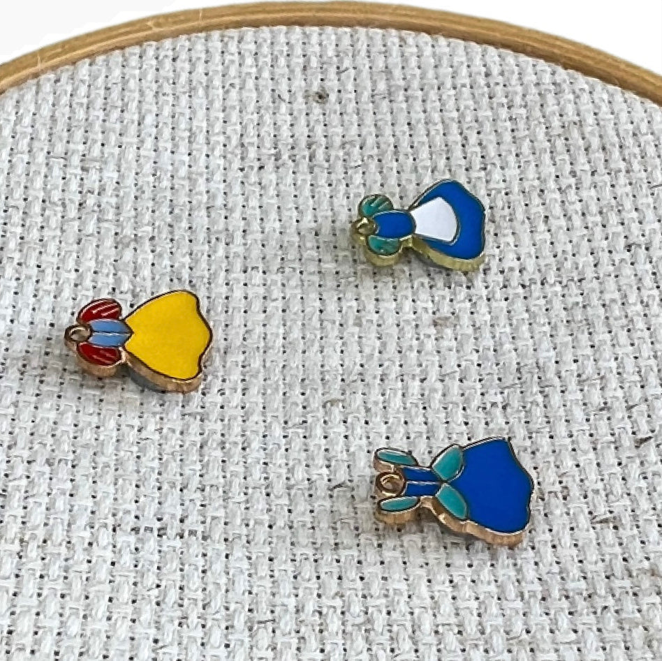Set of 3 Princess Dresses enamel magnetic needle minders