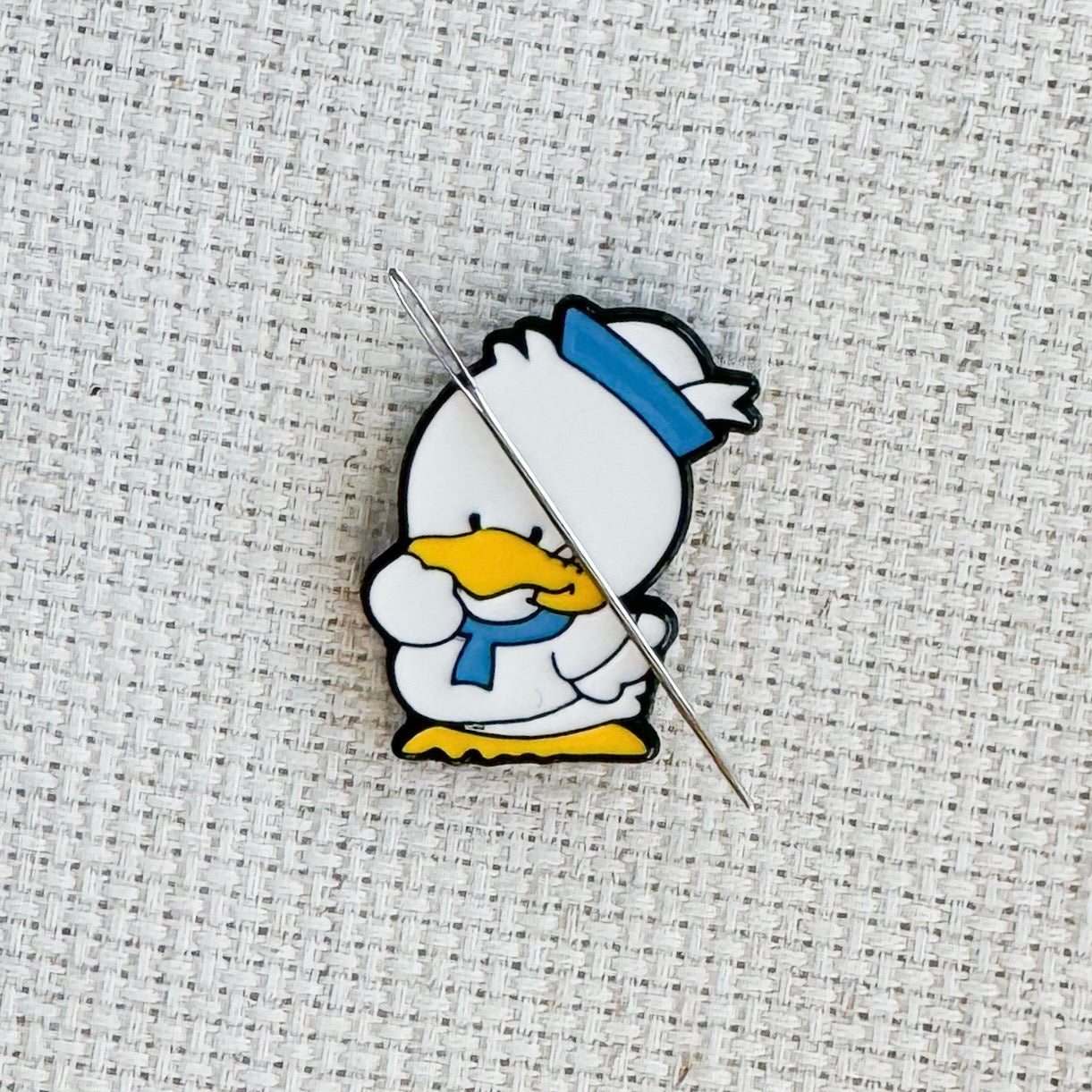 Sailor Duck Enamel Needle Minder