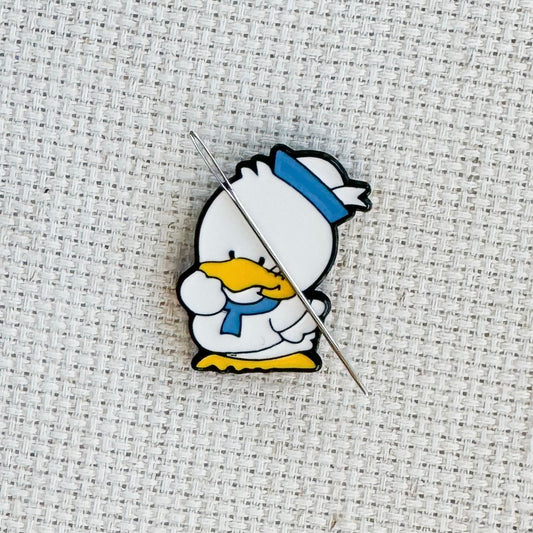Sailor Duck Enamel Needle Minder