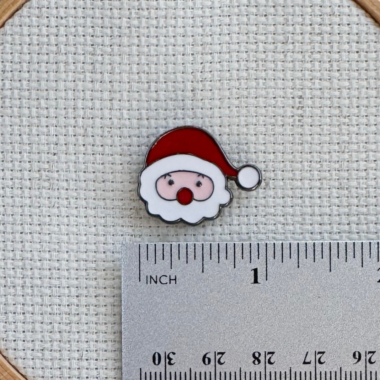 Santa Claus Needle Minder