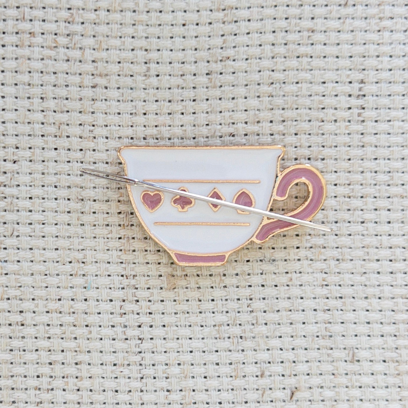 Teacup Magnetic Enamel Needle Minder