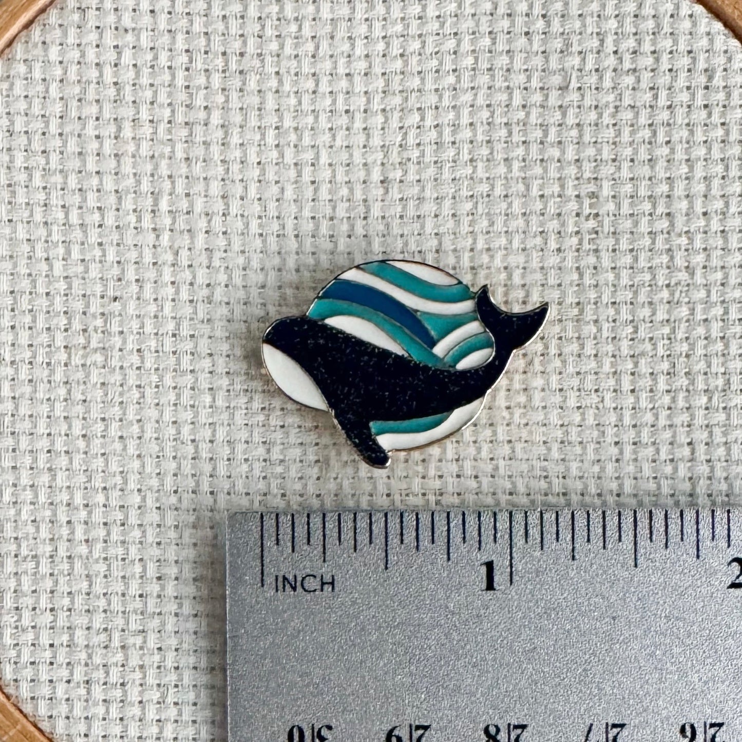 Whale Enamel Needle Minder