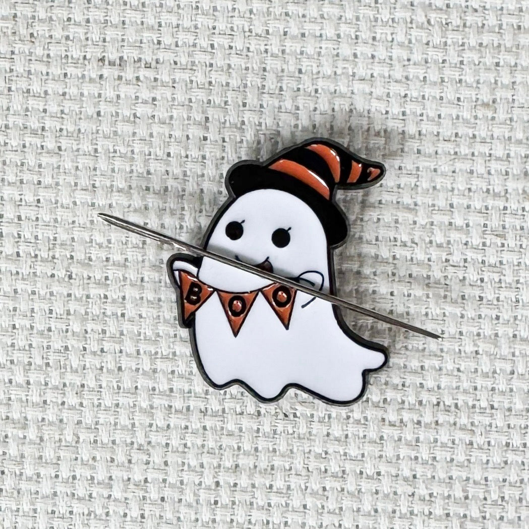 ghost magnetic enamel needle minder