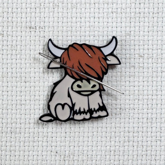 highland cow needle minder