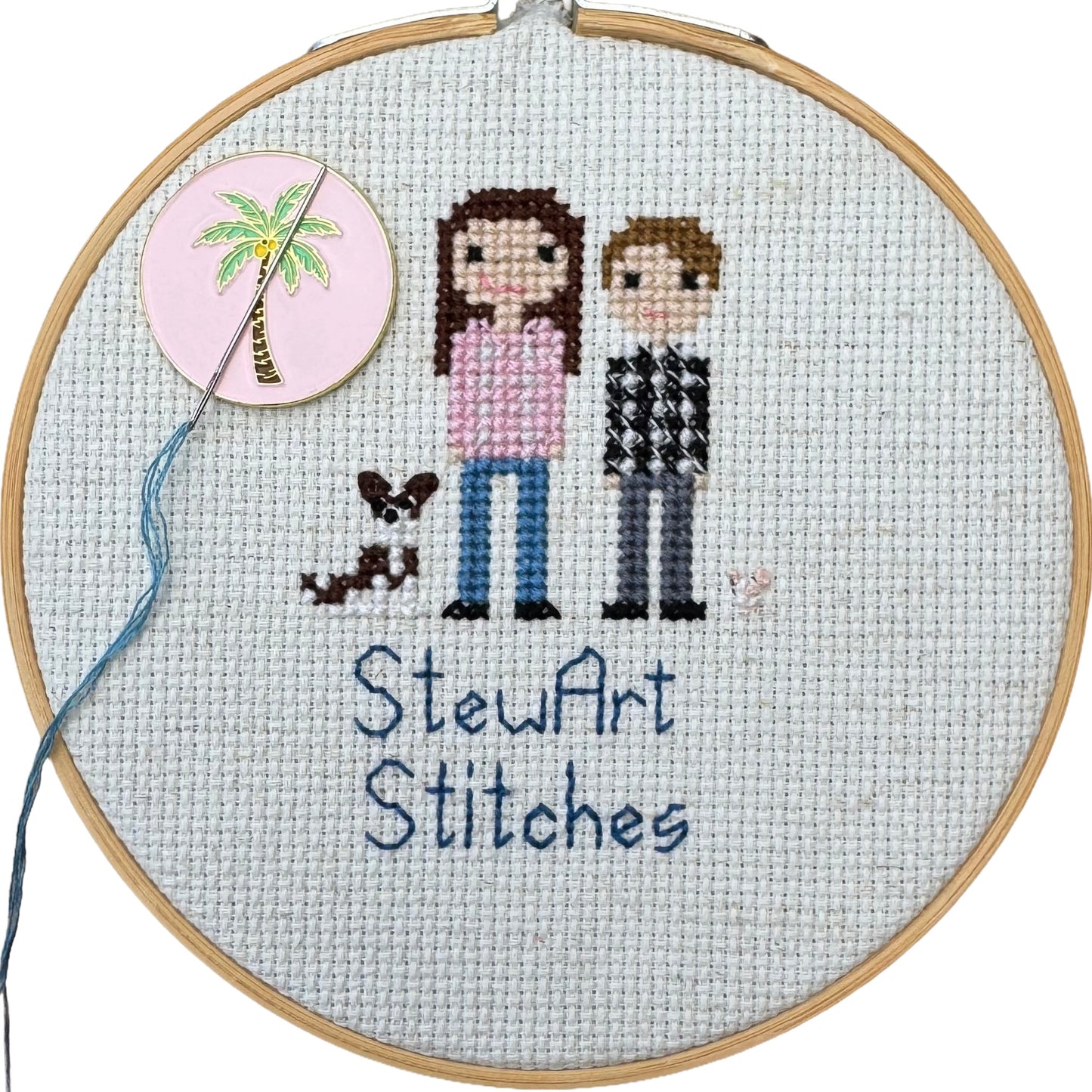 palm tree enamel needle minder