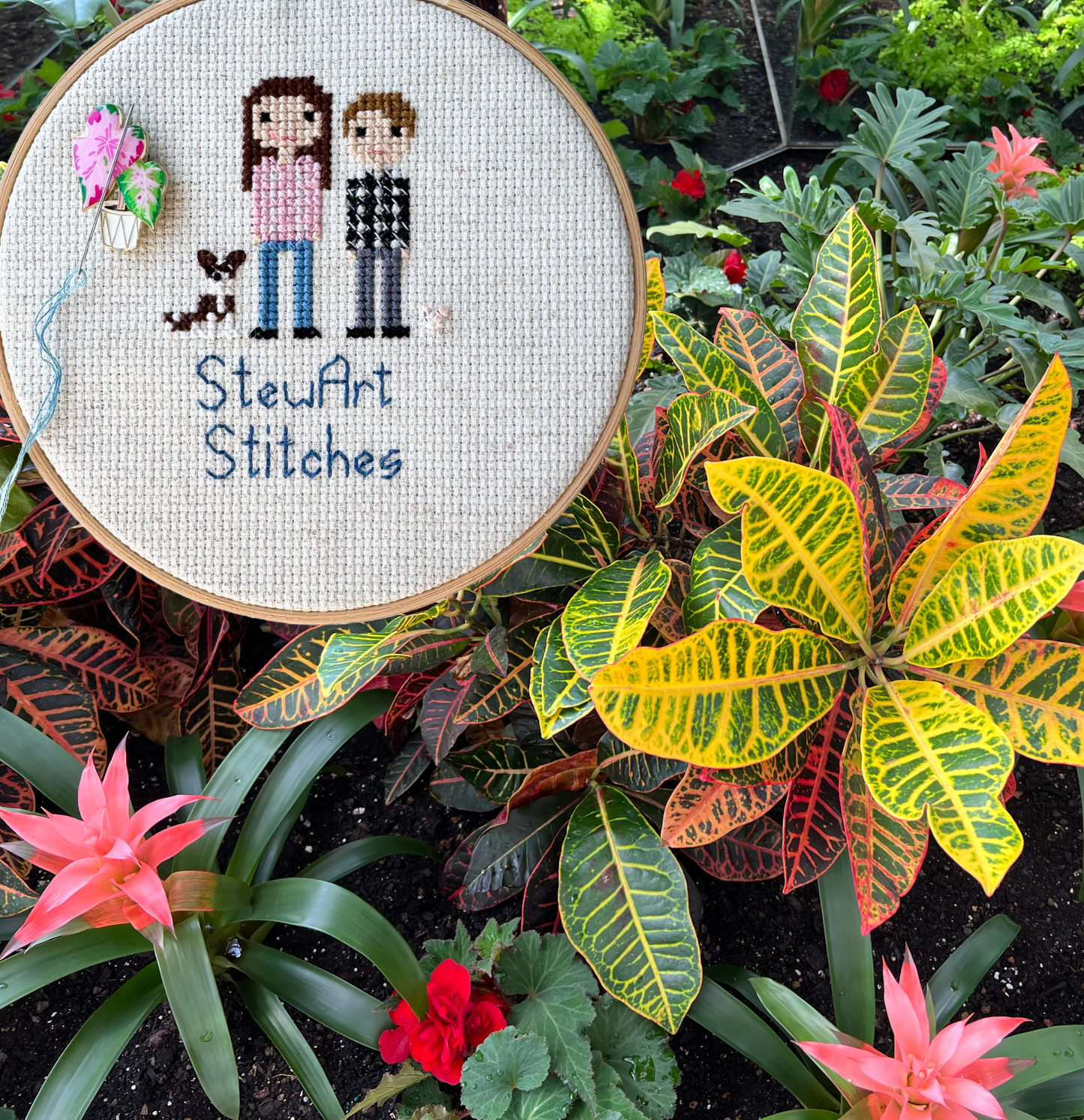 Potted House Plant Enamel Needle Minder