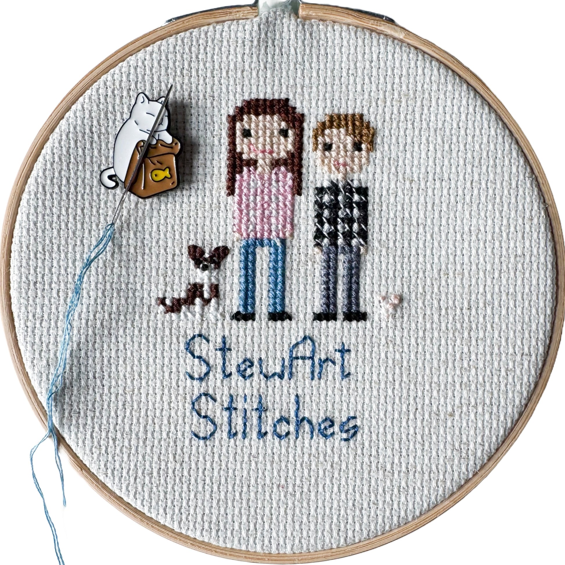 white cat Magnetic Enamel Needle Minder